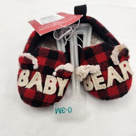 Wondershop 0-3 months Baby Bear Buffalo Plaid Slippers Winter Holiday Christmas - Picture 1 of 2